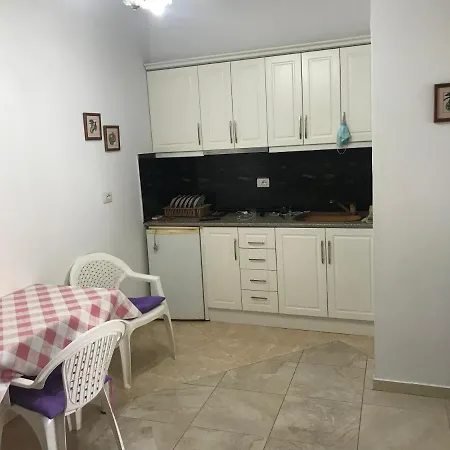 Vuria Apartament *